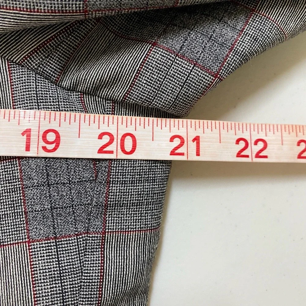 Vtg Bespoke 2 Piece Suit Mens 36R Gray Windowpane Plaid Dandy Heritage Ivy